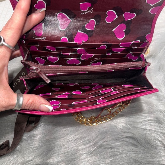 Gucci Fuchsia Pink Wallet~EUC - Picture 3 of 9